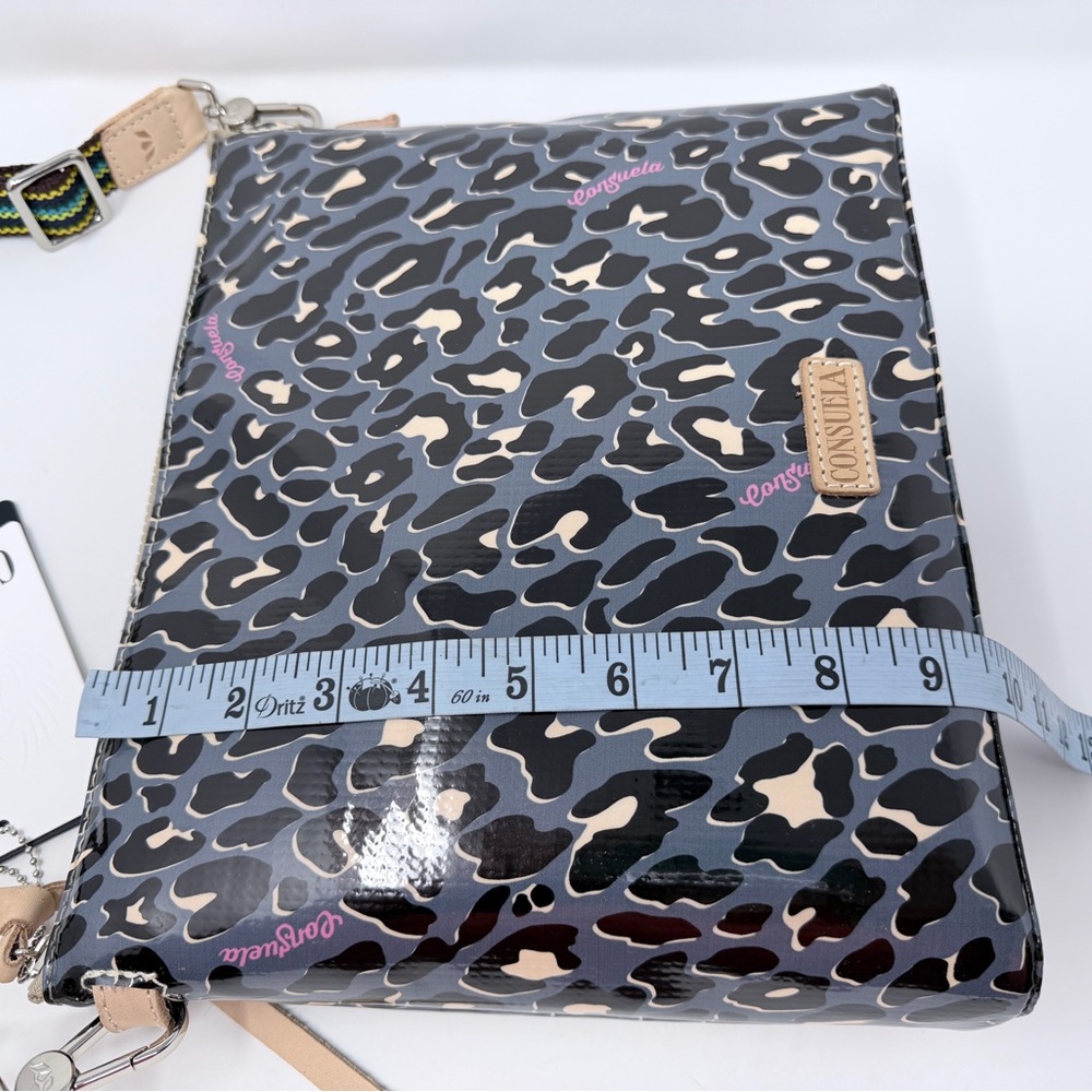 Consuela Downtown Crossbody  Black and Cream - Picture 7 of 9